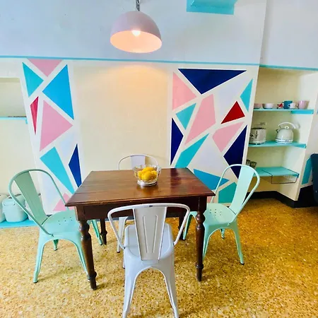 Vivi La Mia Liguria - Casa d'Arte e Vacanze Appartamento